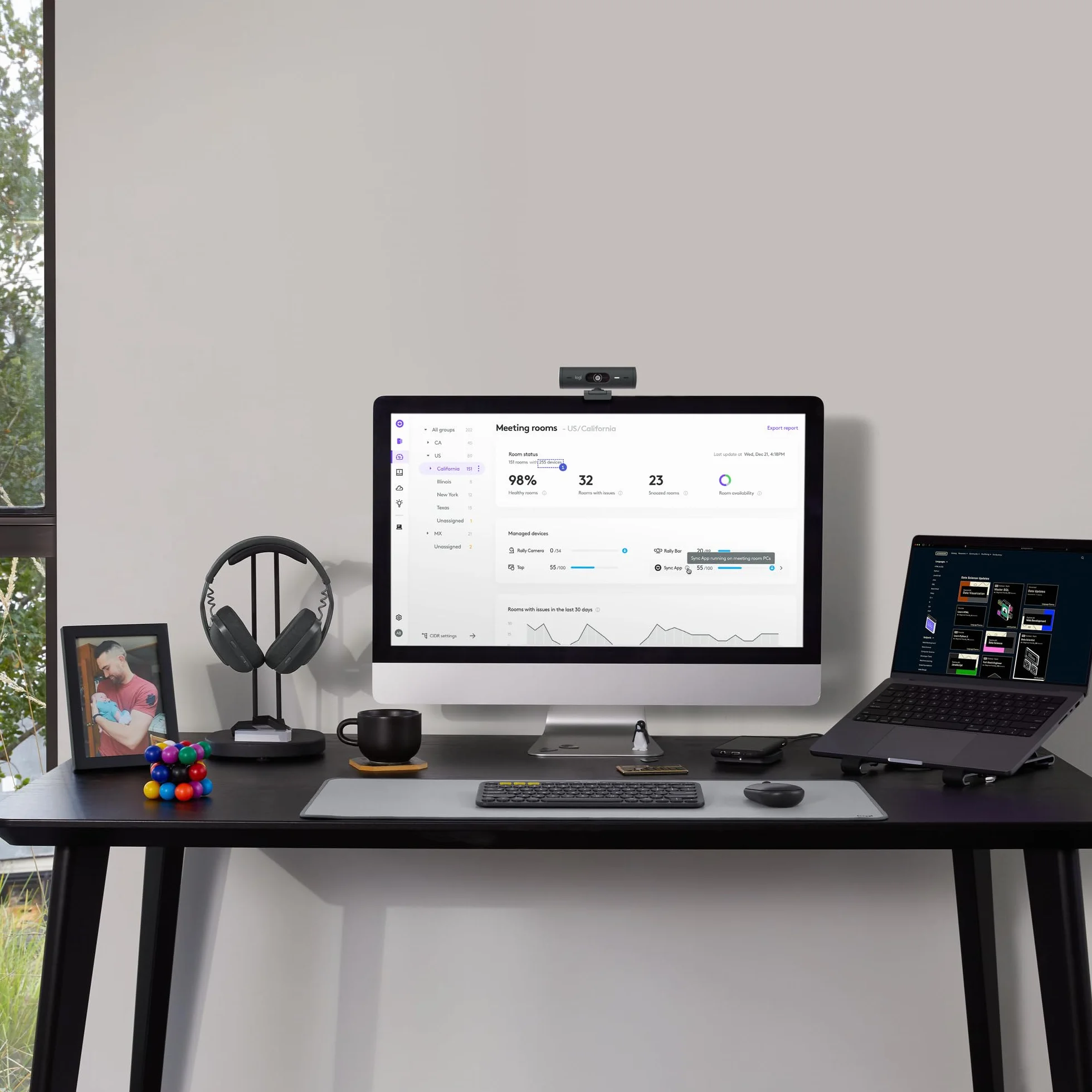 Logitech Desk Mat Studio Series duża mata na biurko antypoślizgowa odporna na zalanie Szary