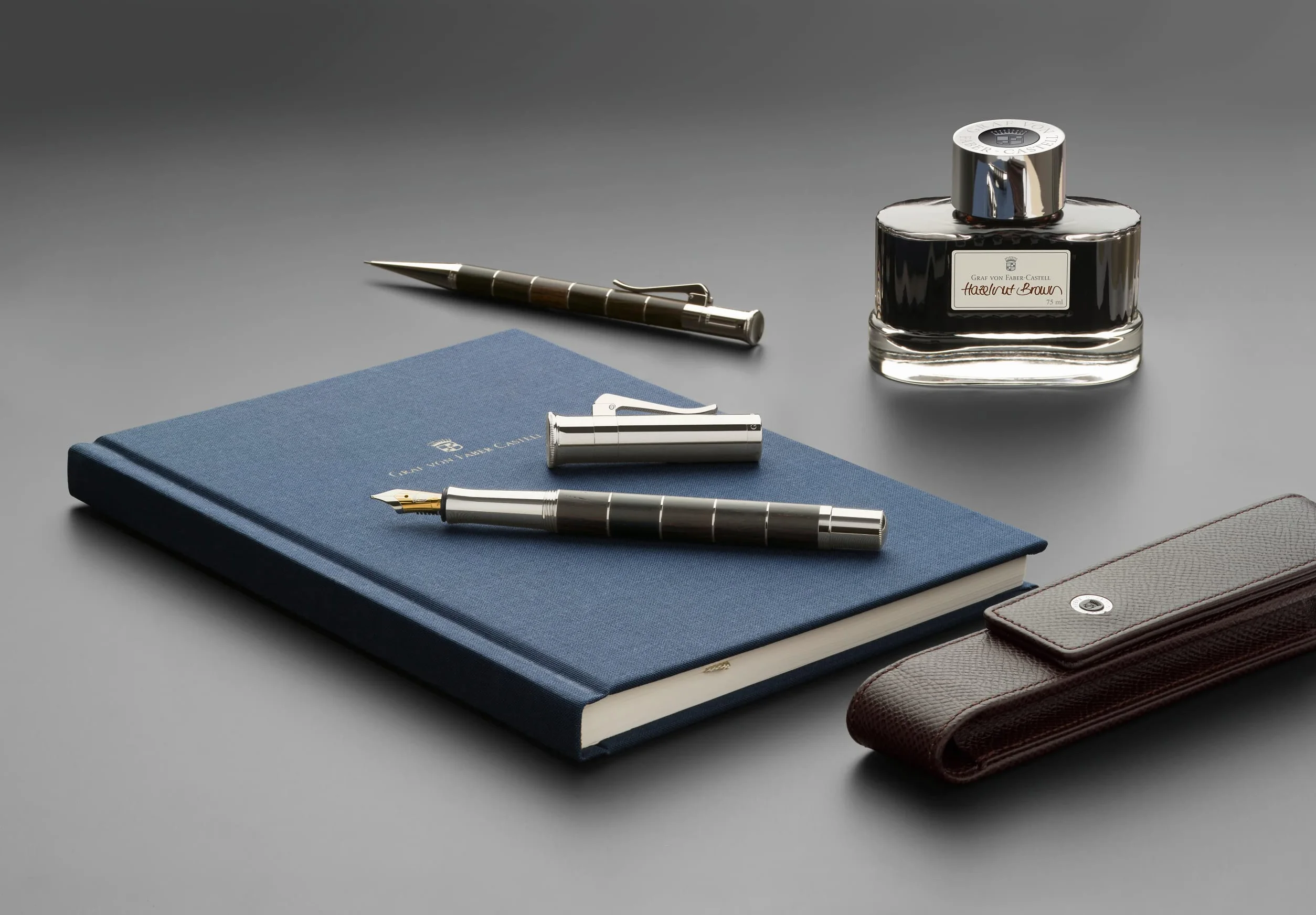 Graf von Faber-Castell 188636, książka z lnianą okładką, A5 niebieski