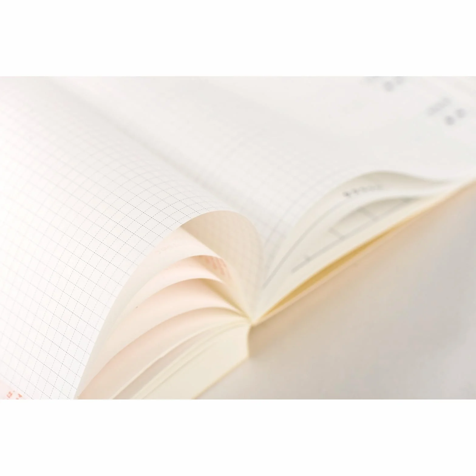 Hobonichi Techo 2026 Original Book – A6, japoński, dzienny, kwietniowy, początek poniedziałkowy, planer