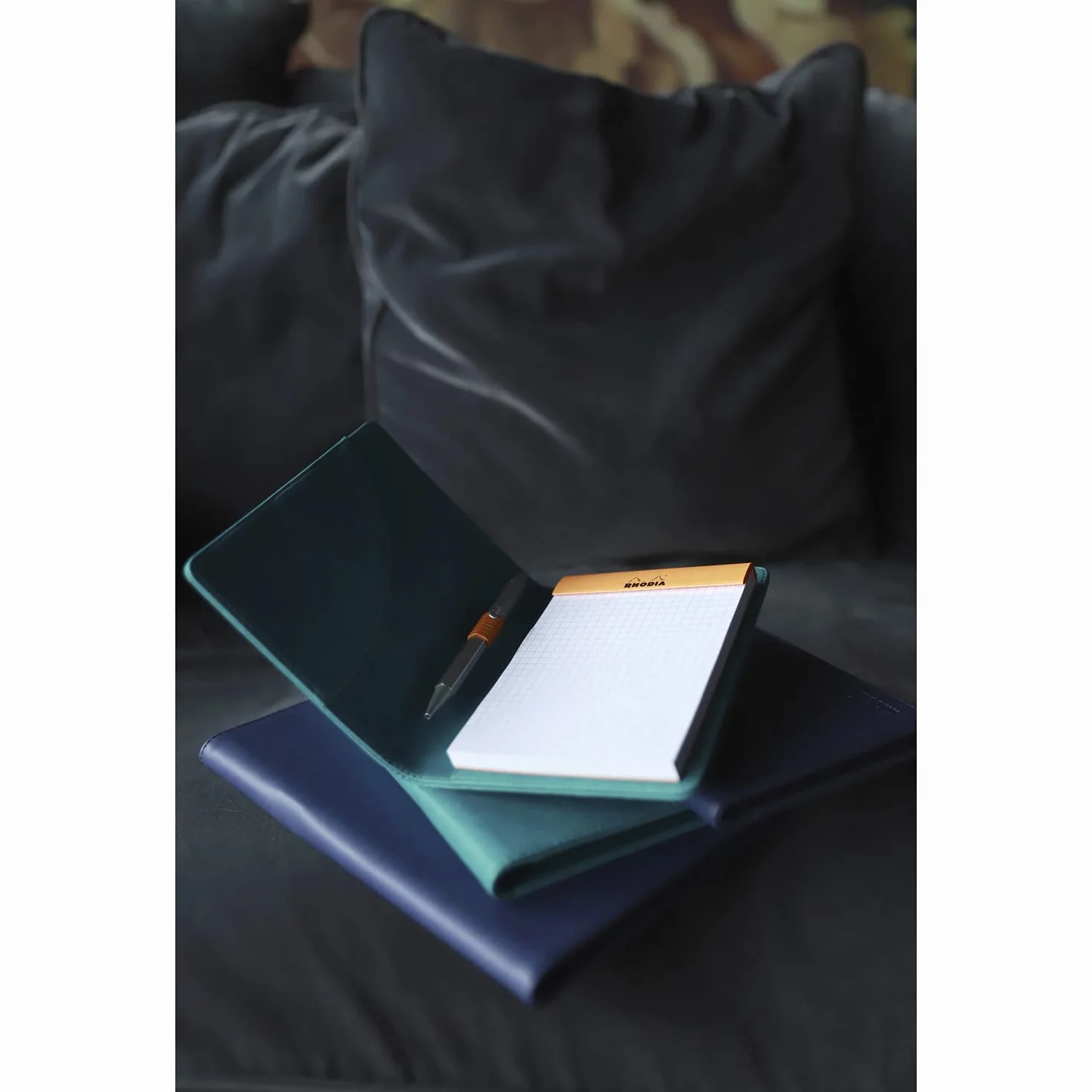 Rhodia 212001C Teczka na notatnik i dokumenty N°12 Czarna B7 8,5×12 cm Włoska Skóra Ekologiczna Rhodiarama