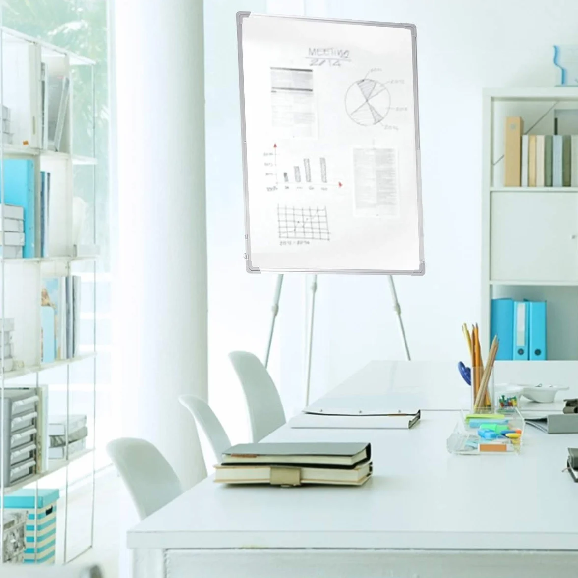 GOPLUS Biała tablica suchościeralna magnetyczna 90x60 cm z ramą aluminiową i półką