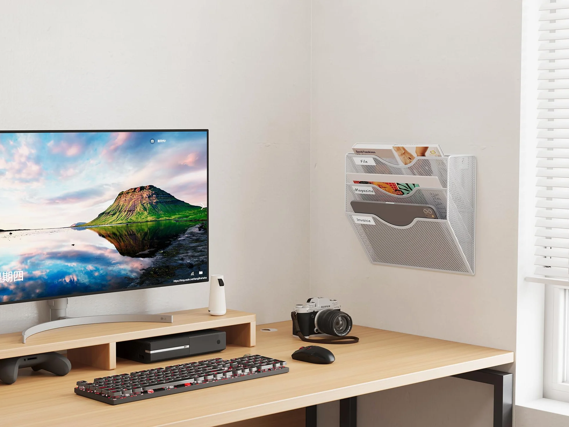 EasyPAG Uchwyt Ścienny na Dokumenty A4 3 Przedziały Metal Siatka,Wiszący Organizer na Dokumenty,Ścienny Stojak na Pocztę,Przechowywanie Czasopism do Biura & Domu,Biały