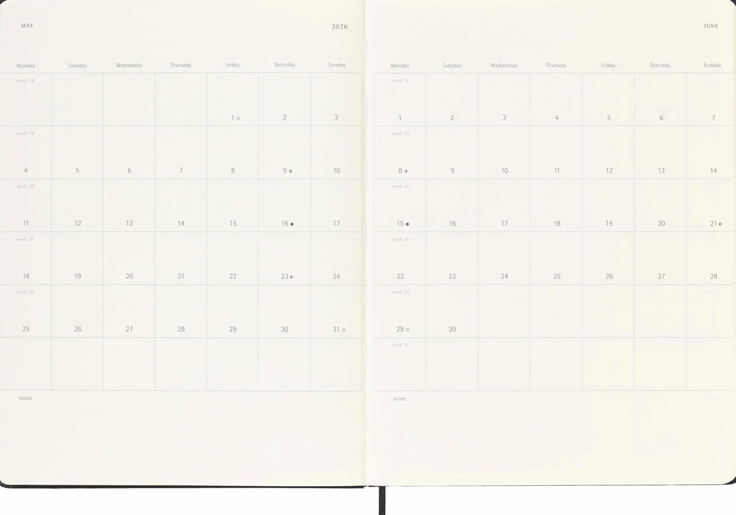 Moleskine 18 Monate Wochen Notizkalender 2025/2026, XL, 1 Wo = 1 Seite, Rechts linierte Seite, Fester Einband, Schwarz