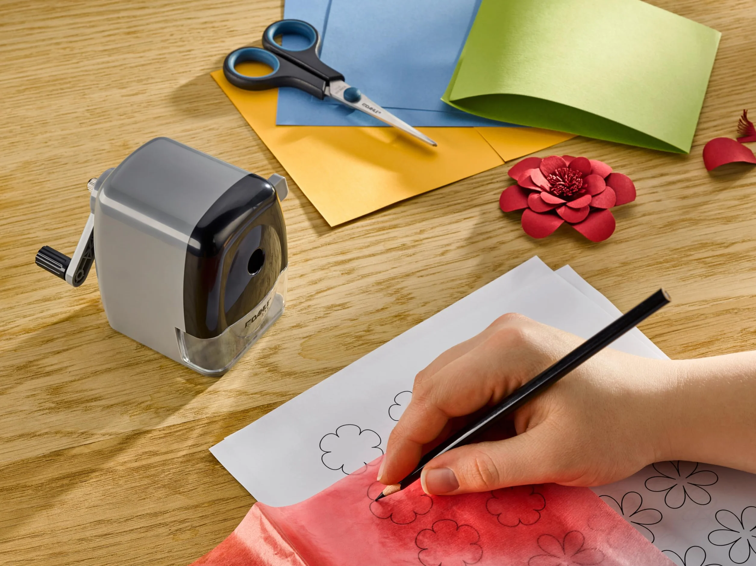 Dahle 133 ręczna temperówka (temperówka do ołówków o średnicy do 11,5 mm), szara/czarna