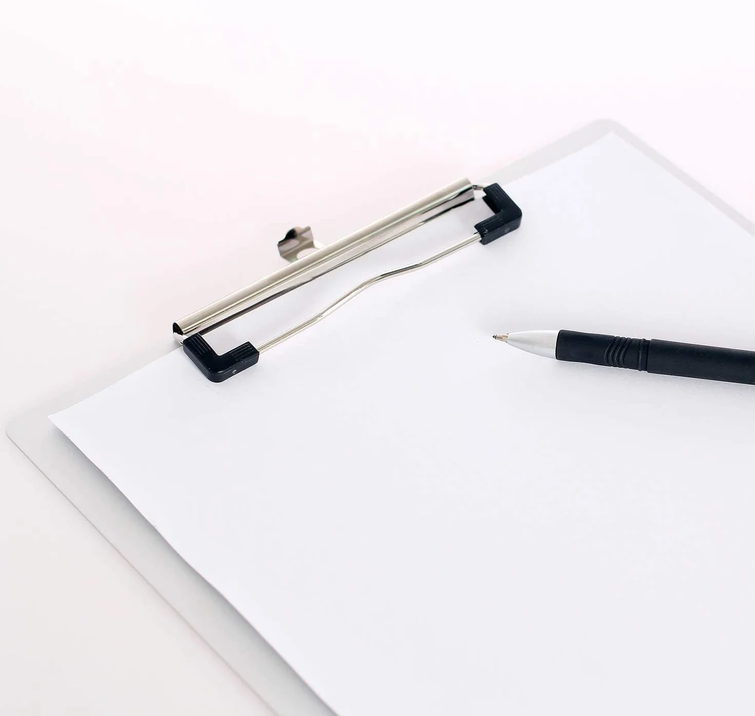 TKD8025-silver-6 aluminiowych podkładek A4 z gumowanym metalowym zaciskiem, deska do pisania DIN A4 z miejscem do zawieszania, uchwyt na podkładkę Clipboard – stabilna aluminiowa płyta do pisania –