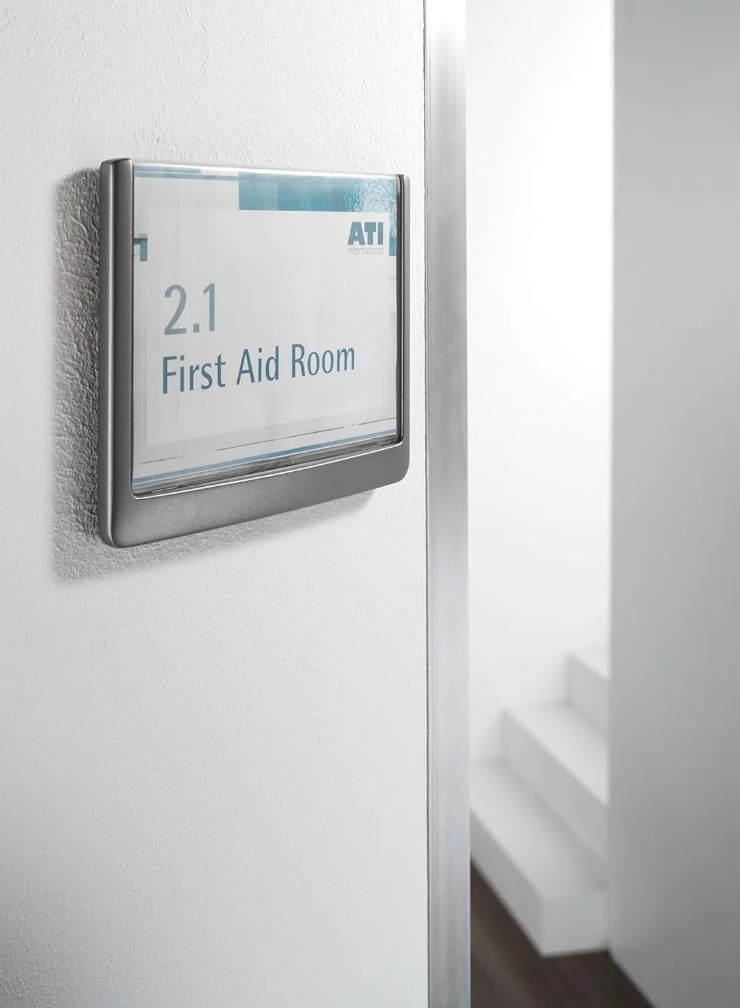Durable 486237 Tabliczka informacyjna Click Sign (149 x 148,5 mm, na drzwi), kolor grafitowy.