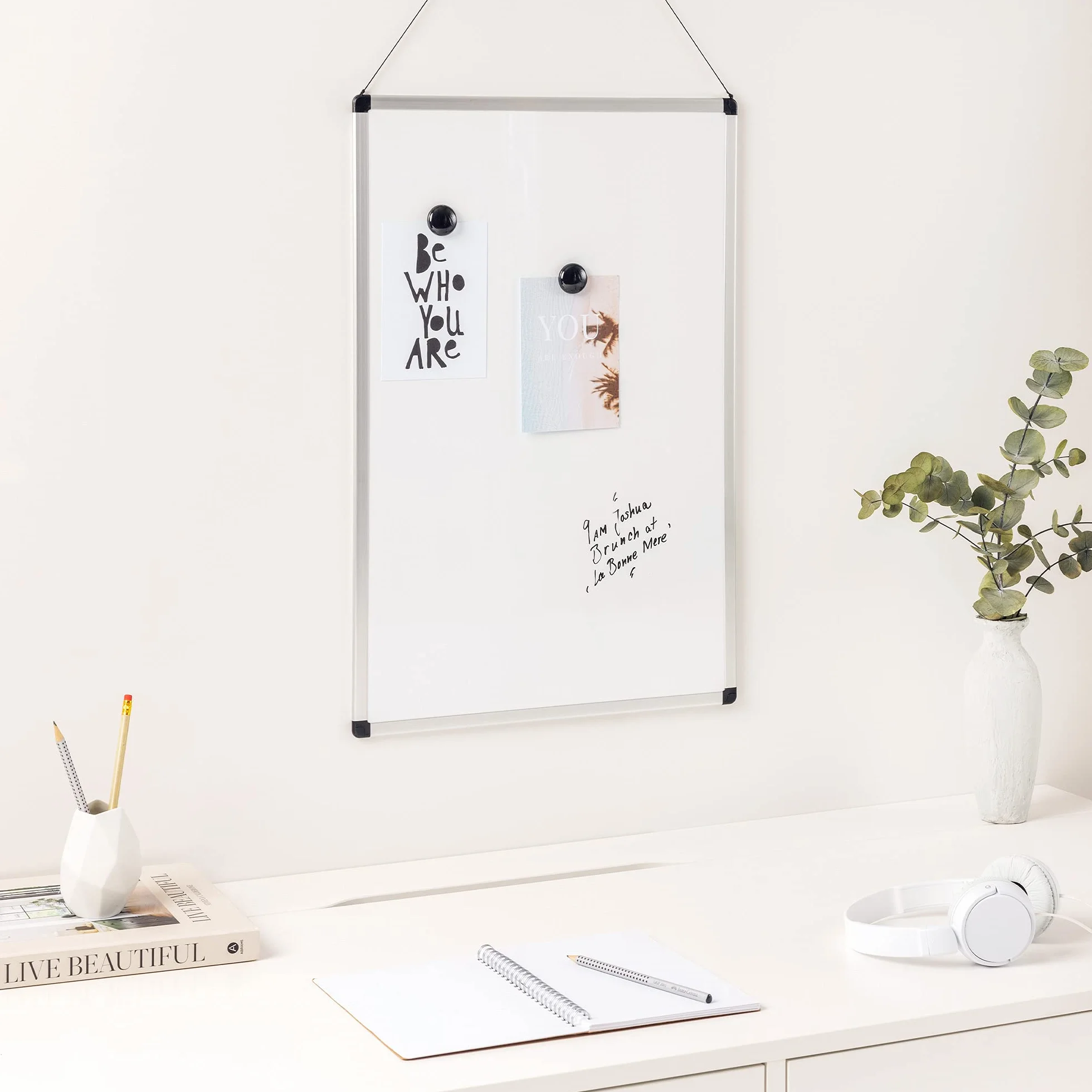 Navaris Tablica kombinowana z aluminiową ramą - 60 x 40 cm whiteboard tablica magnetyczna do pisania - tablica magnetyczna ściana magnetyczna z markerami i magnesami
