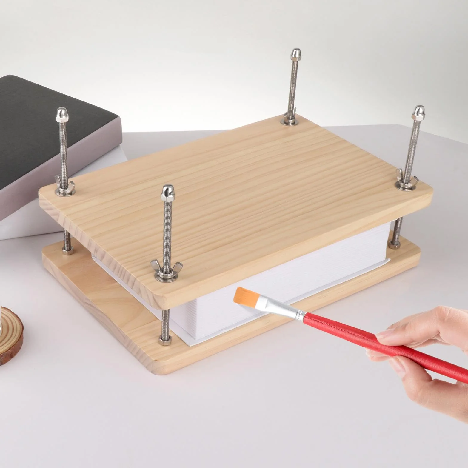 Drewniana prasa do książek, prasa introligatorska, drewniana prasa do papieru, prasa do bindowania książek na biurko, materiały introligatorskie DIY