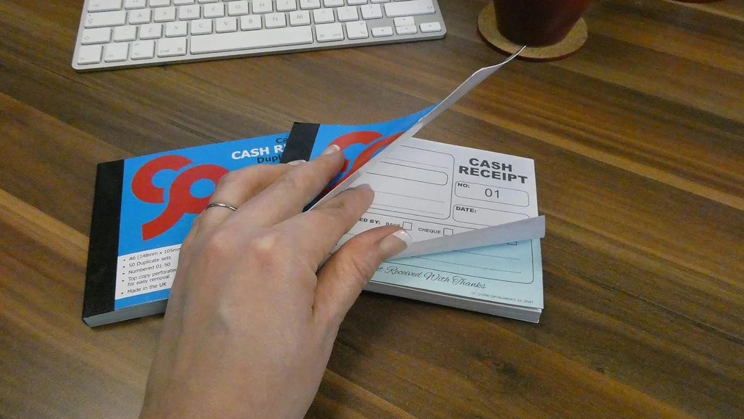 Cherry Carbonless NCR Cash Receipt Book Duplicate A6 50 Ponumerowanych Zestaw 2 Sztuki