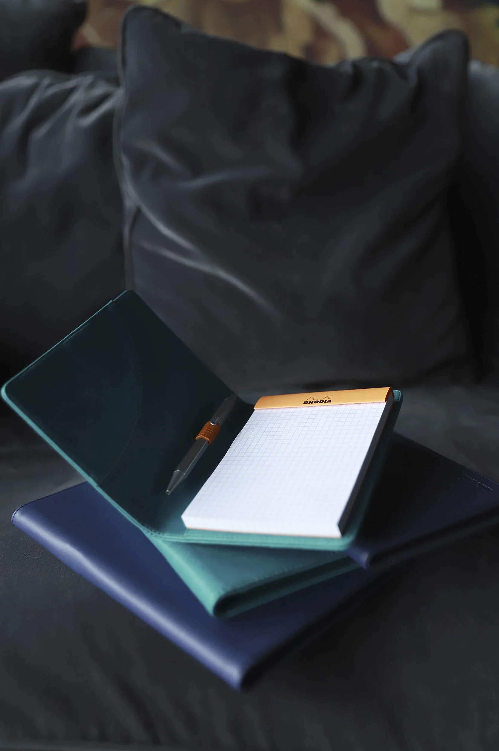 Rhodia 212001C Teczka na notatnik i dokumenty N°12 Czarna B7 8,5×12 cm Włoska Skóra Ekologiczna Rhodiarama