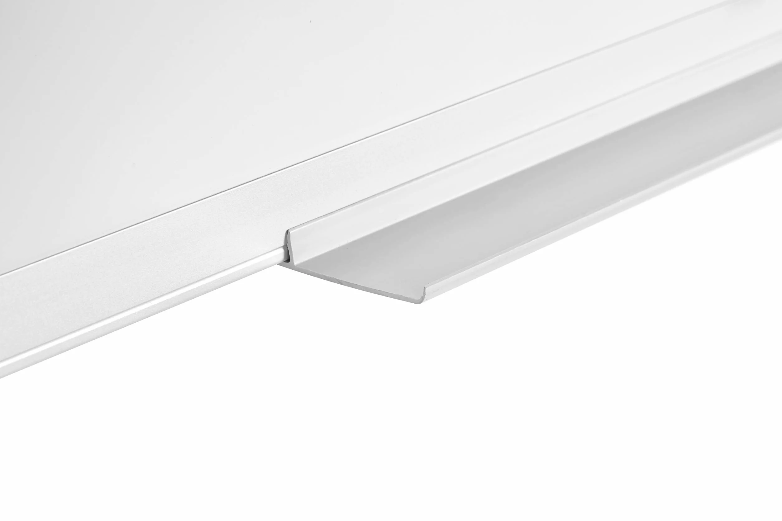 Magnetyczna tablica suchościeralna, 90 x 60 cm, z aluminiową ramą i półką na długopisy, zmywalna i wielokrotnego zapisywania