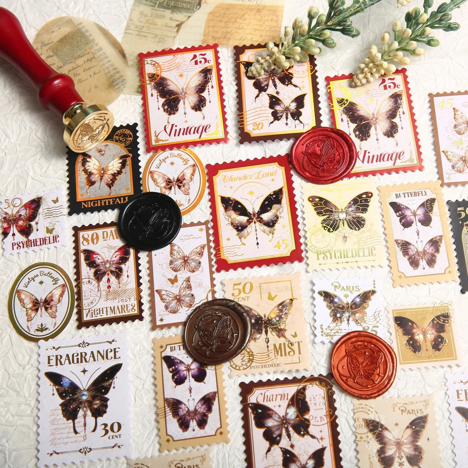 Comealltime zestaw do pieczęci woskowych z pudełkiem prezentowym, 630 sztuk 24-kolorowych koralików do pieczęci, stempel motyl, podgrzewacz do wosku pieczęciowego, koperta, naklejki klejące do