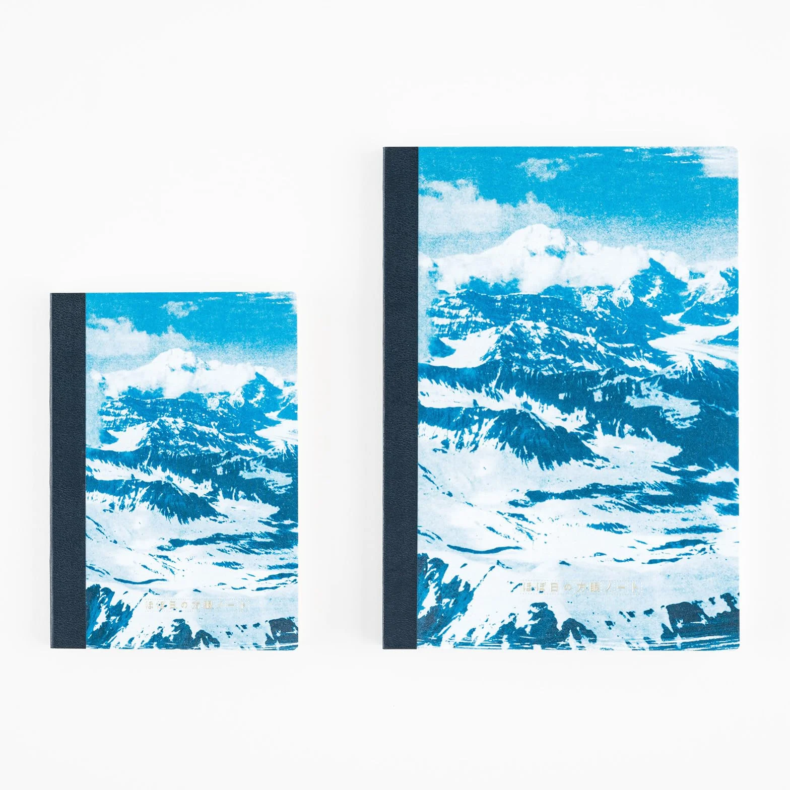 ほぼ日 Hobonichi Techo Accessories Naoki Ishikawa: Hobonichi notatnik z grafem (A5) - Denali in the Midnight Sun #1
