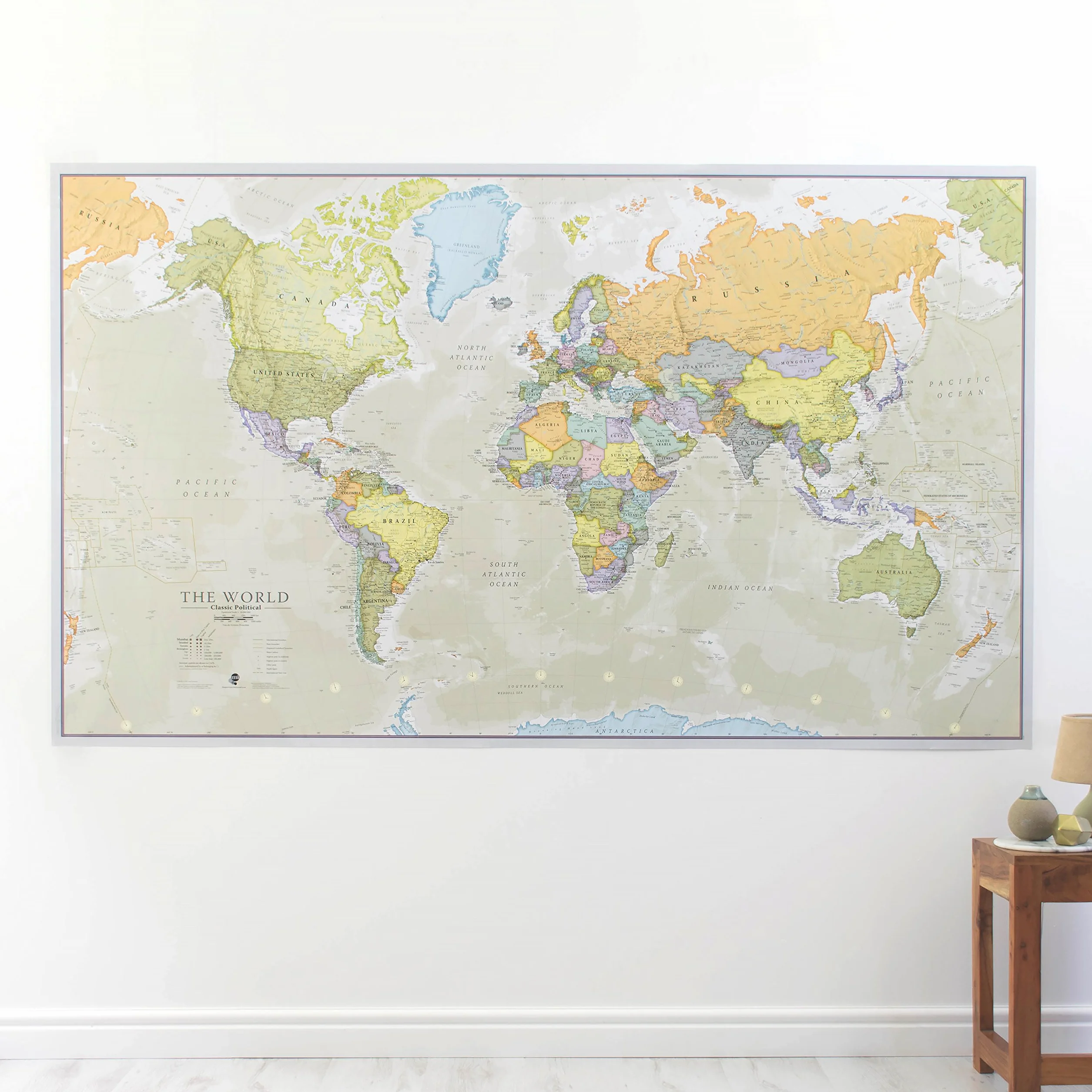 Klasyczna polityczna mapa świata - laminowana/zamknięta 197 cm (szer.) x 116,5 cm (wys.)
