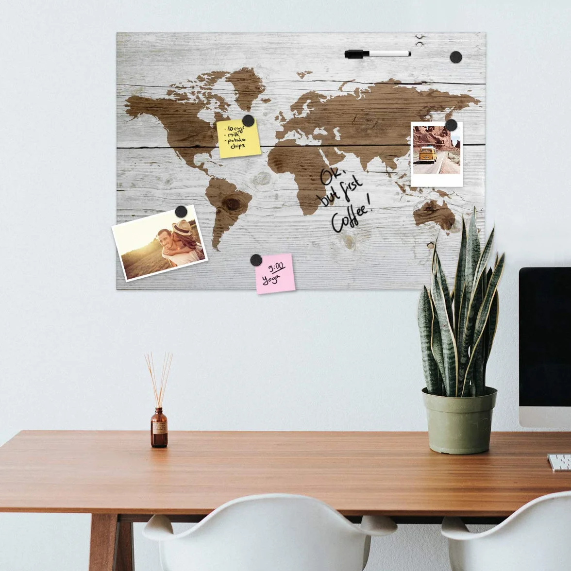 Navaris Magnetyczna tablica memo, biała tablica - 70 x 50 cm sucha tablica do ścierania z wzorem na ścianę - zawiera marker i magnesy - mapa świata