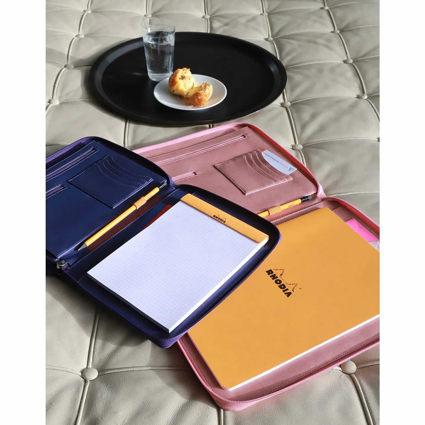 Rhodia 168105C Teczka konferencyjna na dokumenty A5 A5+ fioletowa
