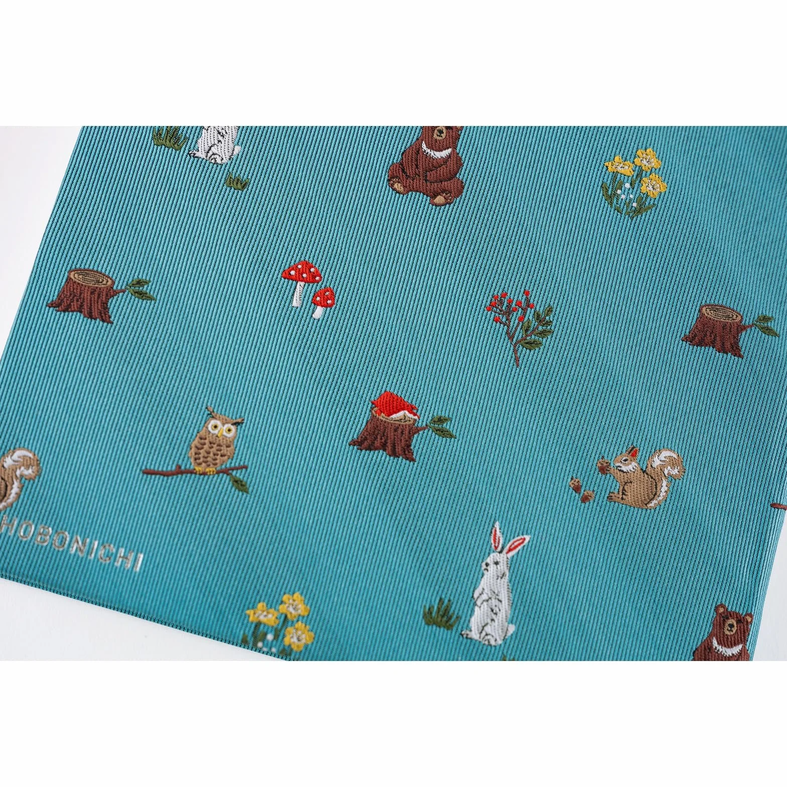 Hobonichi Techo HON A5 2026 – Bow & Tie: In the Forest (angielski, styczeń Start Planner)