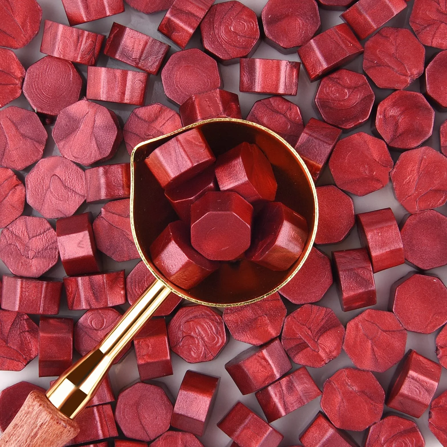 ASTARON 100 szt. koralików woskowych do pieczętowania, wiele kolorów, ośmiokątny zestaw pieczęci woskowych, idealne do zaproszeń, kopert, pakowania, 100 szt