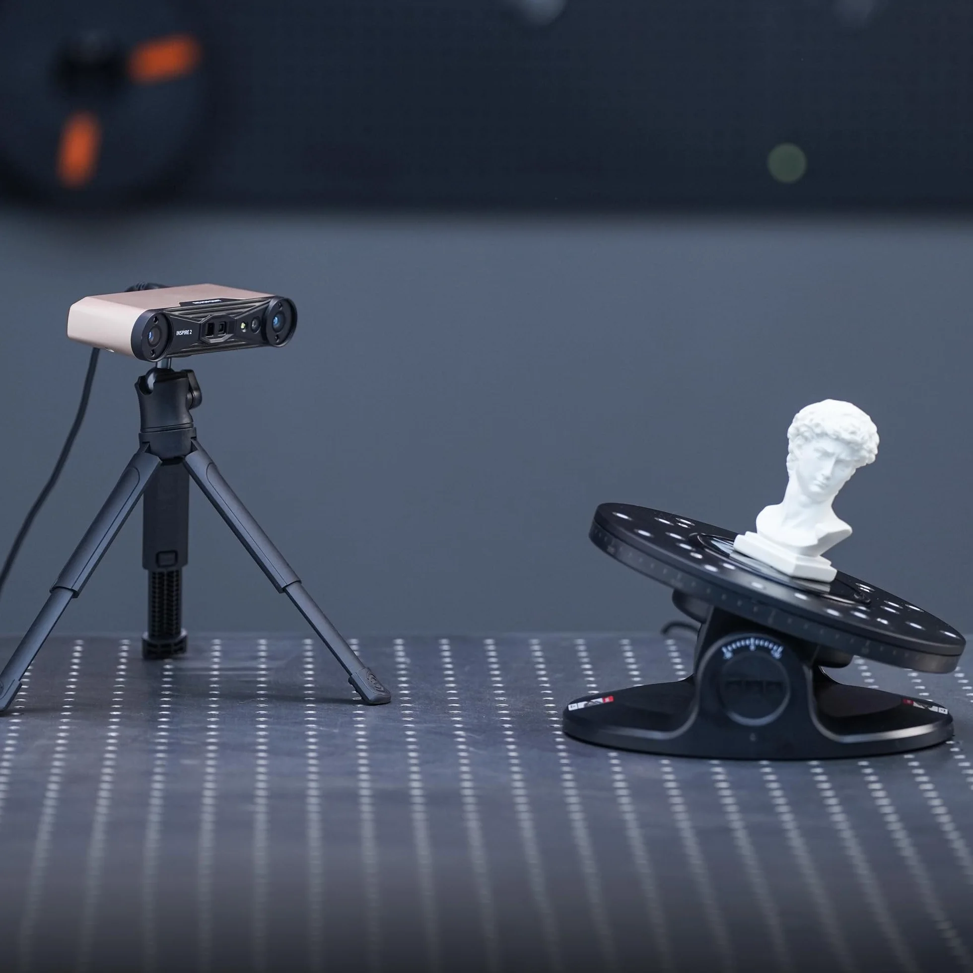 Revopoint Stół obrotowy z podwójną osią, łatwe rejestrowanie szczegółowych danych 3D z małych i średnich obiektów, do precyzyjnego skanowania 3D, kompatybilny ze skanerem 3D