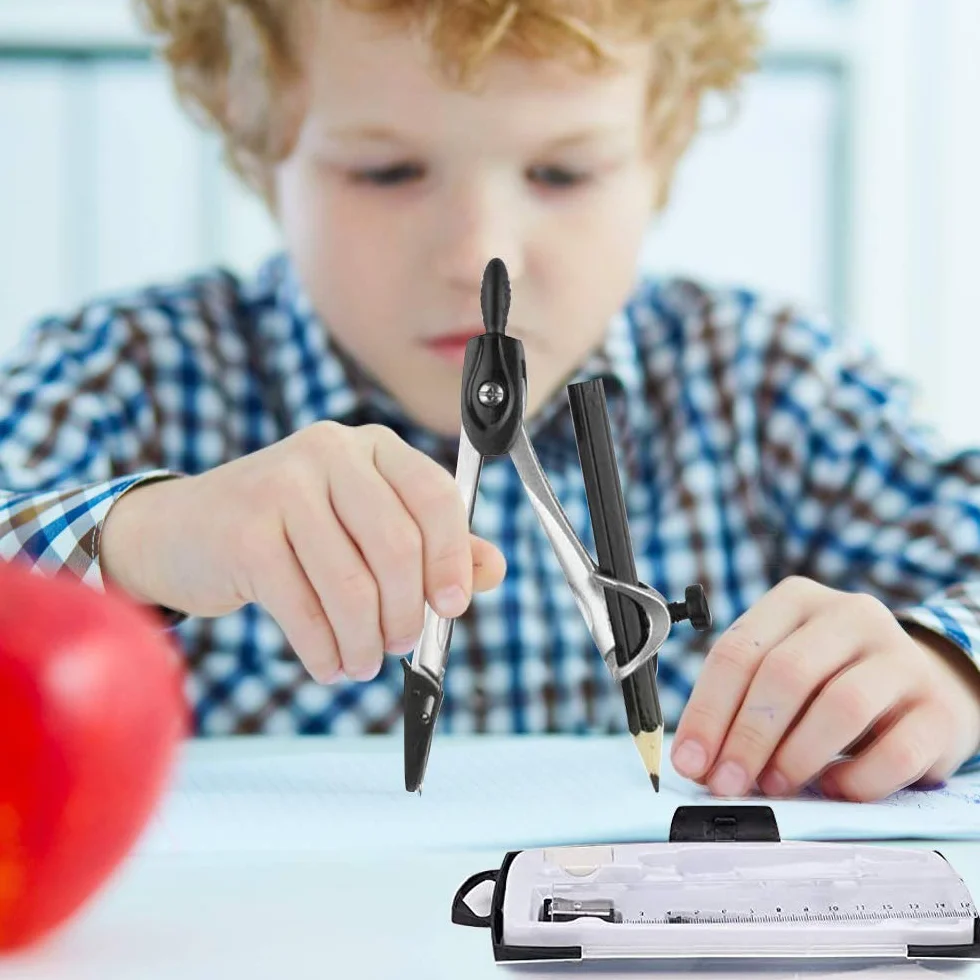 Zestaw 8 szt. kątomierza do matematyki, zestaw kompasu geometrycznego w walizce szkolnej linijki kątomierza, zestaw dla uczniów matematyki i szkicowania inżynierskiego
