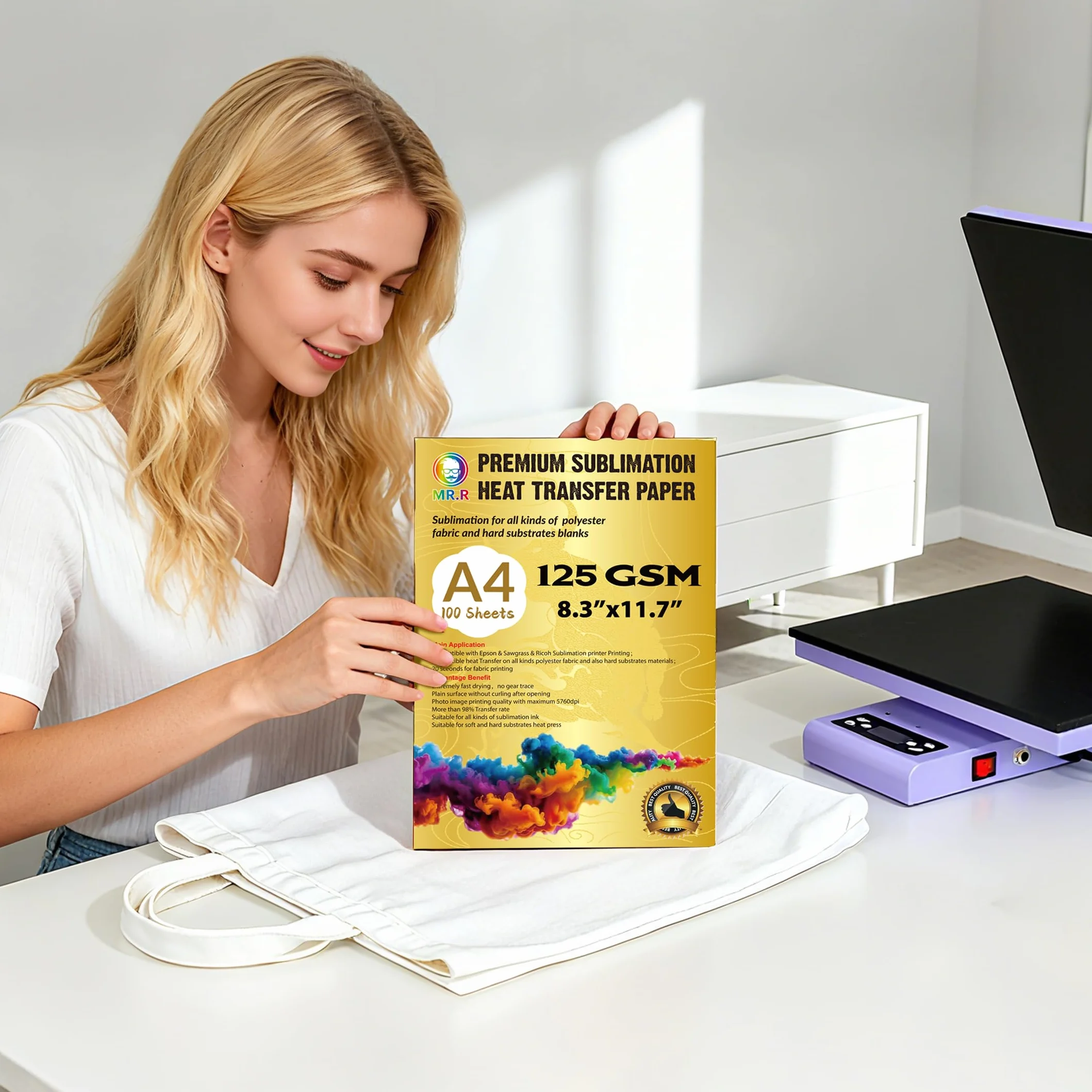 Papier termotransferowy premium do sublimacji 125 g/m² z arkuszami A4 × 100 arkuszy zarówno do tkanin poliestrowych, jak i twardych sztywnych materiałów podłoża. Nadaje się do drukarki atramentowej