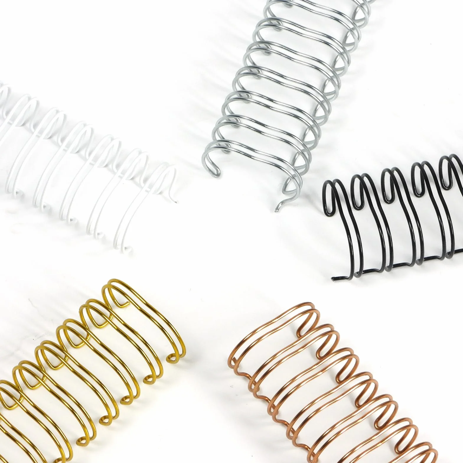 RAYSON Kolce druciane, 105 arkuszy, podział 3:1, 15,9 mm, 34 pętle A4, kolorowe, 50 sztuk