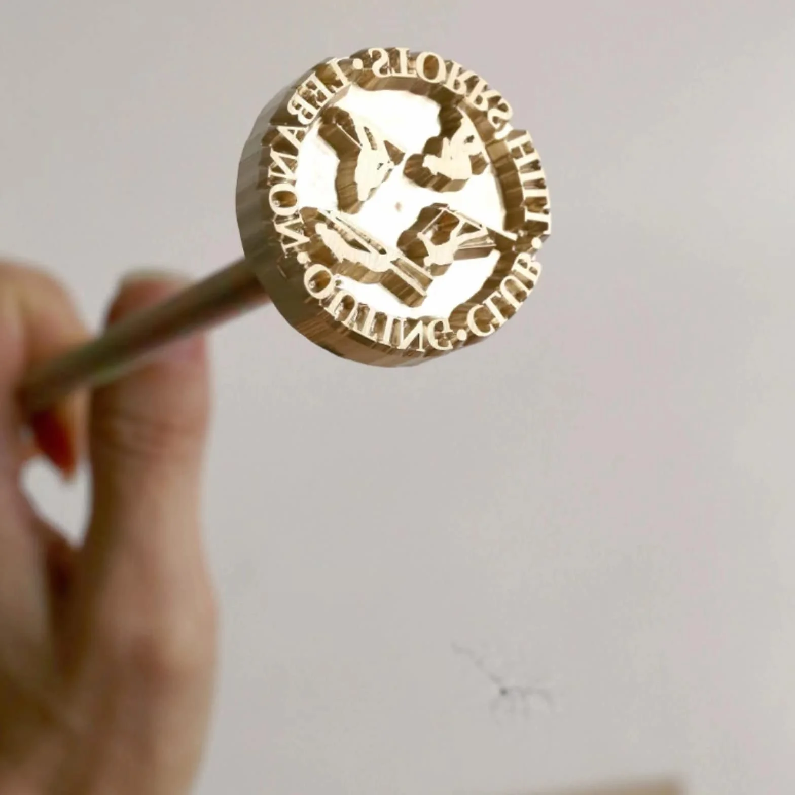 Niestandardowa drewniana marka żelaza spersonalizowany pieczęć termiczna prezent dla stolarza i rzemieślnika skórzanego (2,5 cm x 2,5 cm)
