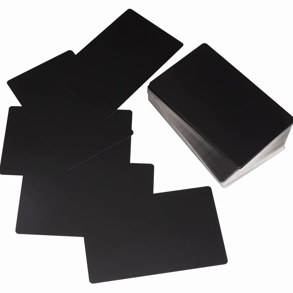 Metalowe wizytowniki aluminiowe 8,6x5,4 cm 100 sztuk grawerowane laserowo czarne