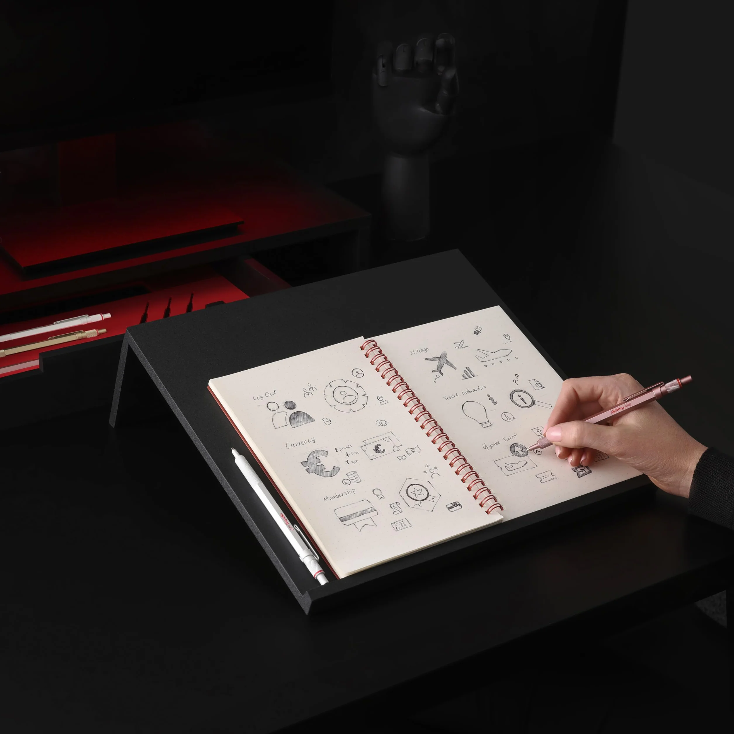 Długopis rOtring 600 biały perłowy czarny tusz