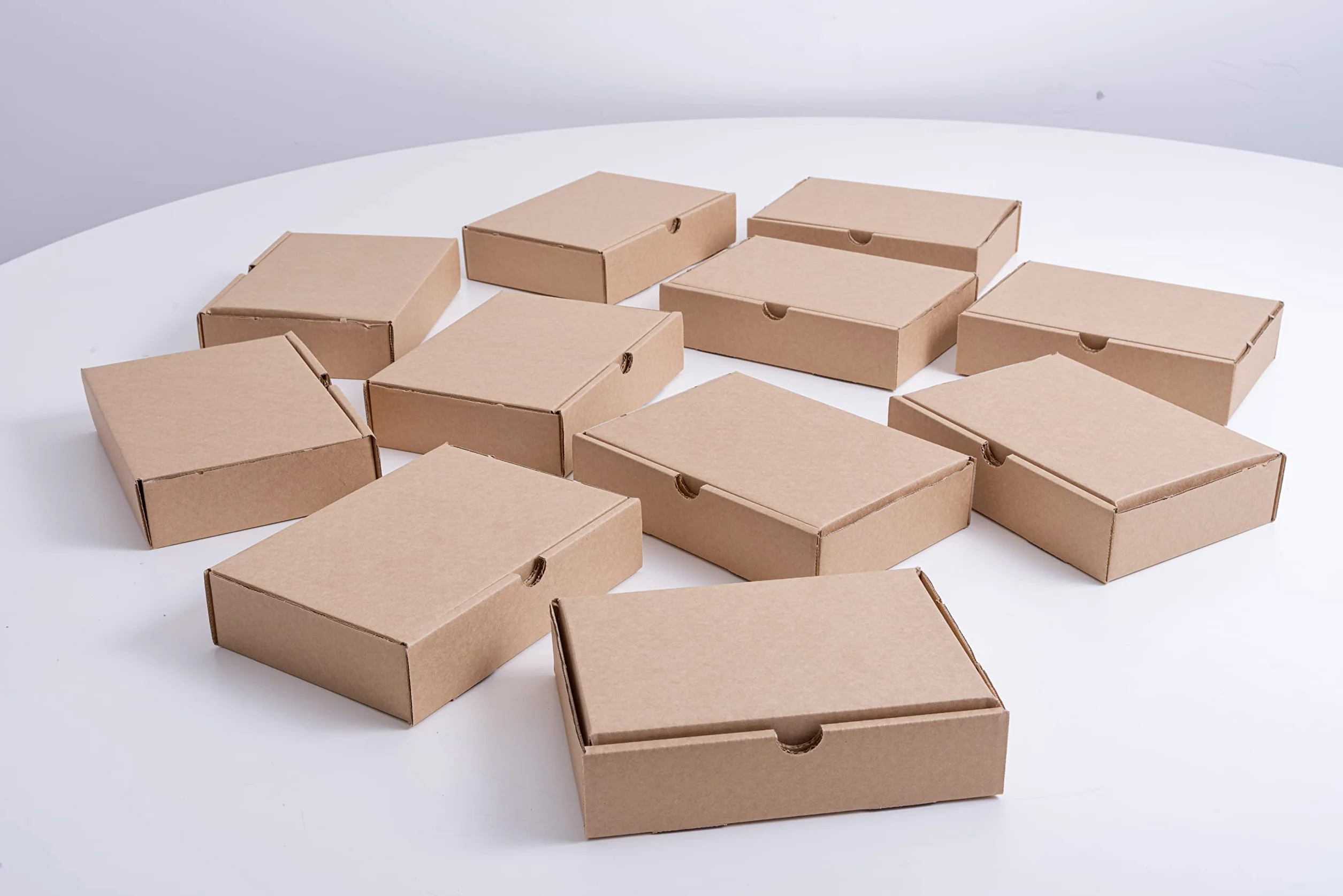IPEA Płaskie kartonowe pudełka 21 x 15 x 5 cm do wysyłki, e-commerce, na prezenty - 10 sztuk - Made in Italy - uniwersalne statki do pakowania przedmiotów, wydarzeń, imprez - opakowanie