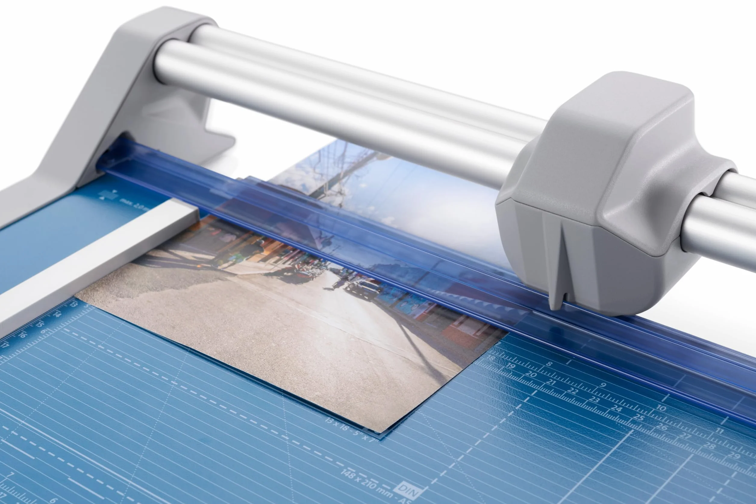 Dahle 550 Trymer do Papieru A4 Wielokolorowy