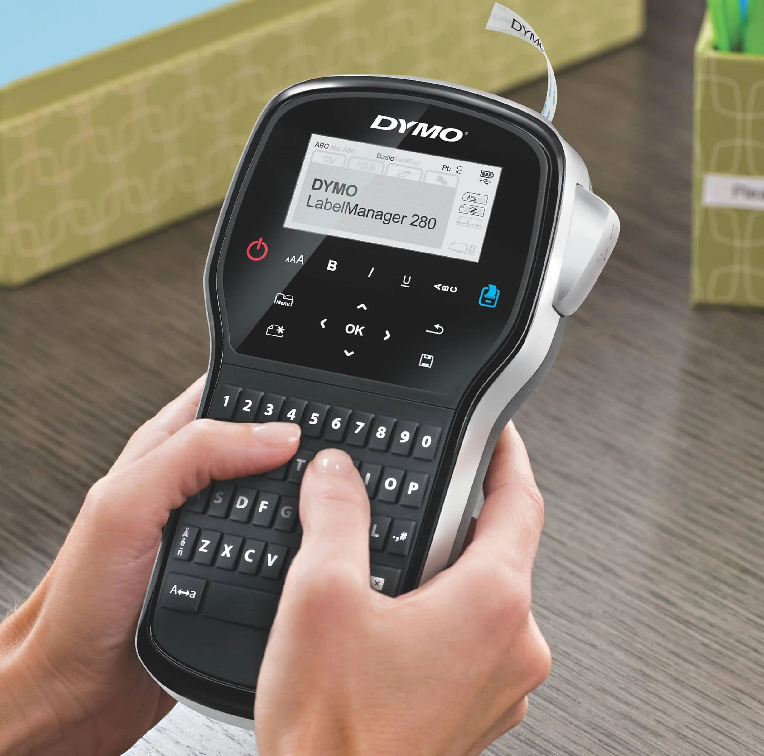 Drukarka etykiet DYMO | LabelManager 280 Przenośna drukarka etykiet z możliwością ładowania, łatwa w użyciu, inteligentne klawisze uruchamiane jednym dotknięciem, klawiatura QWERTY