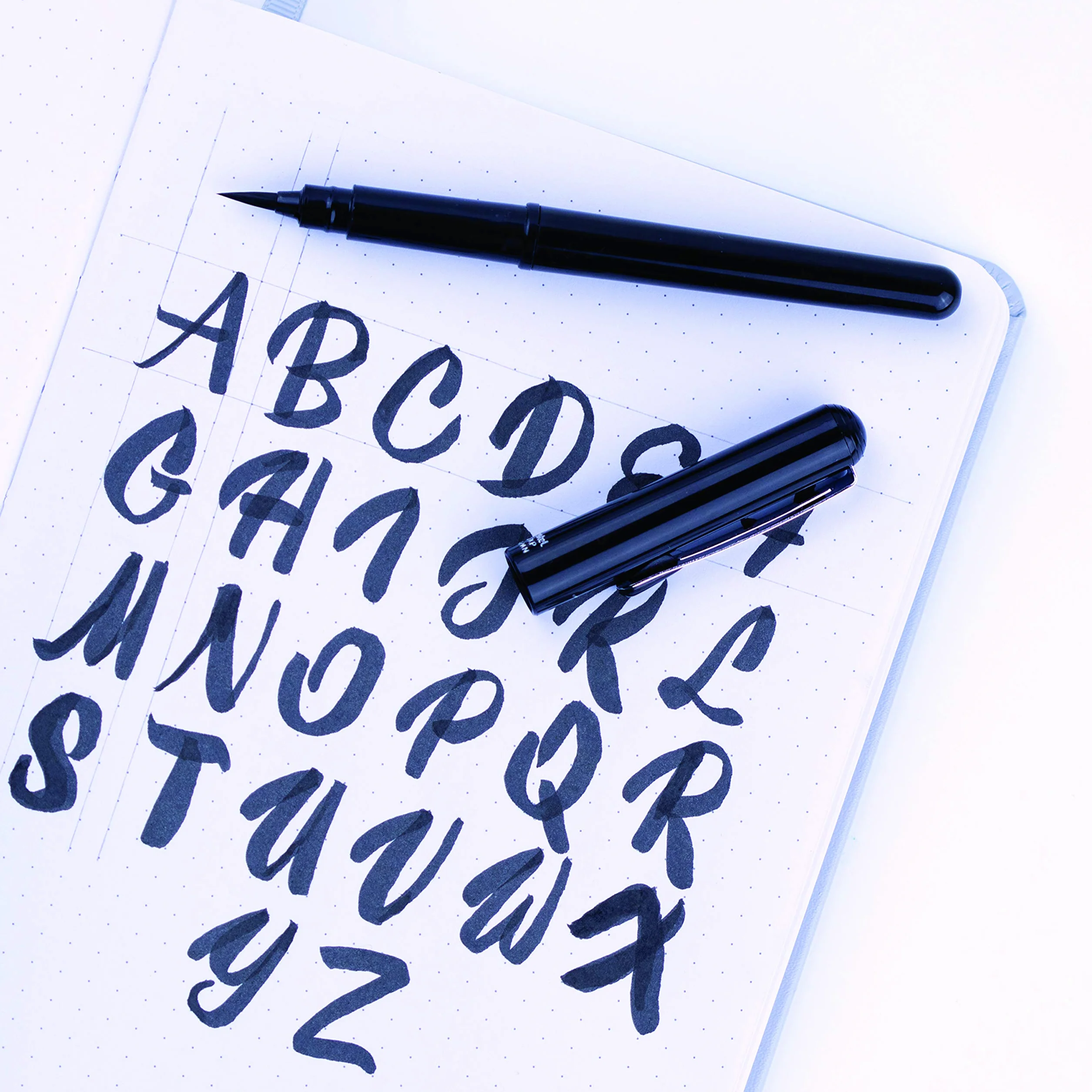 Pentel Pisak pędzelkowy czarny